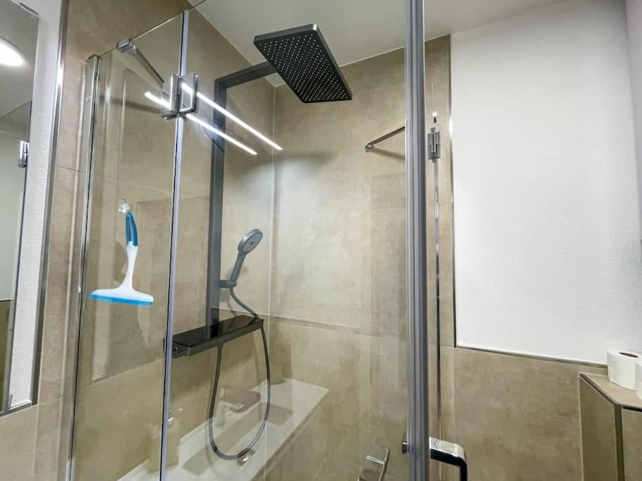 Le Lagon Bleu - Appt Wifi Parking Balcon Le Puy-en-Velay Exterior foto